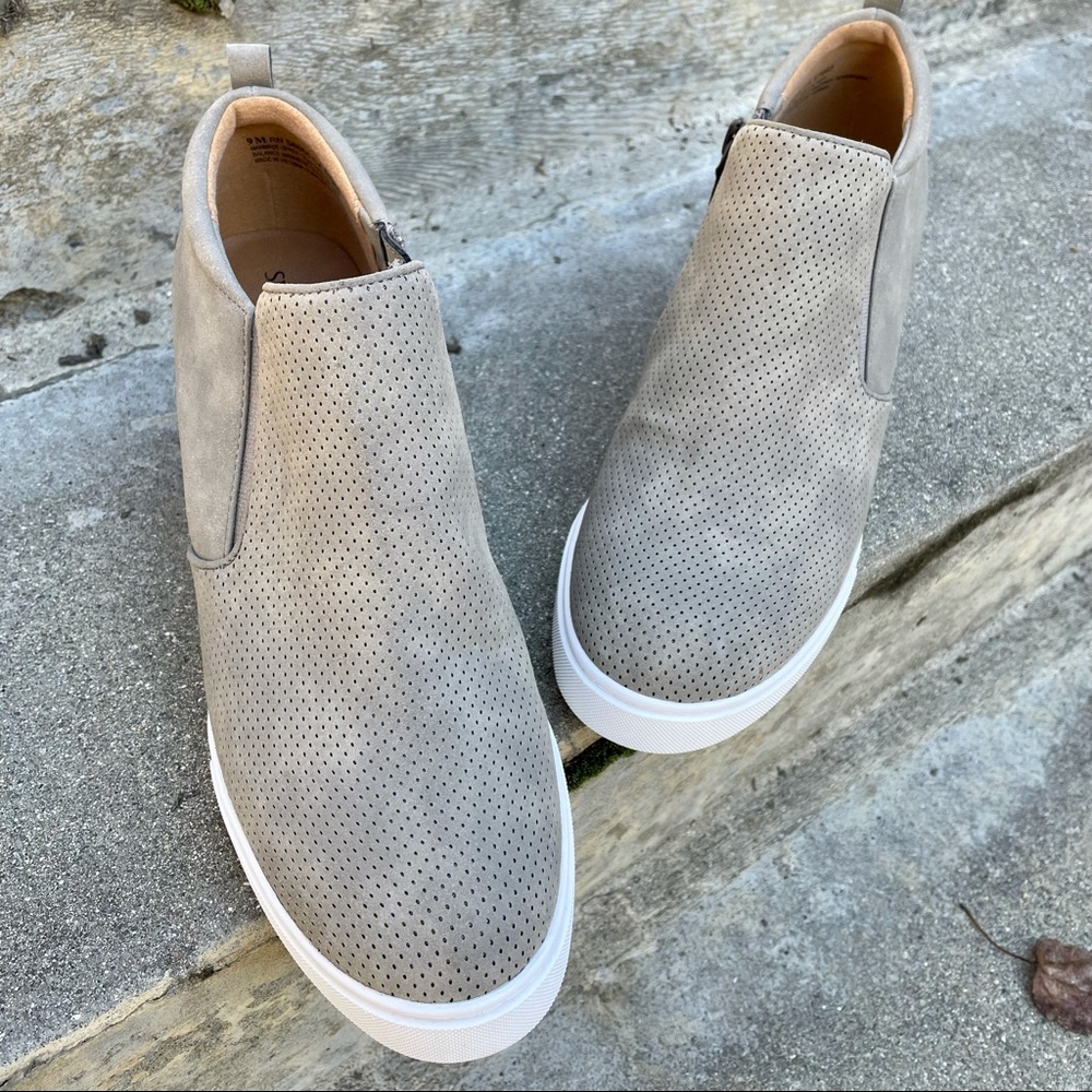 Susina Wedge Sneaker NWOT